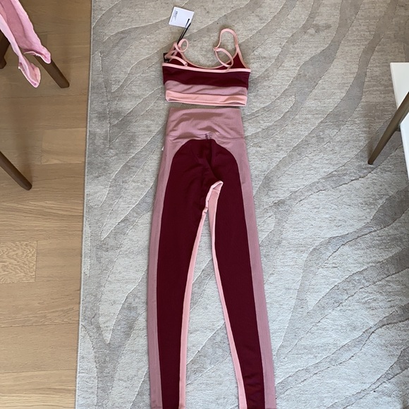 NWT Colorblock SET xs bottom Small top - Picture 7 of 8